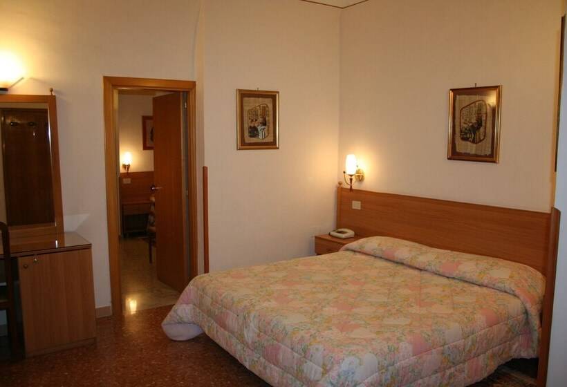 Четырехместный Номер Стандарт, Castello