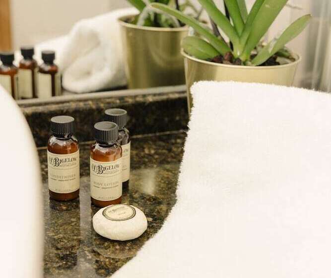 اتاق سوپریور, Cosmopolitan