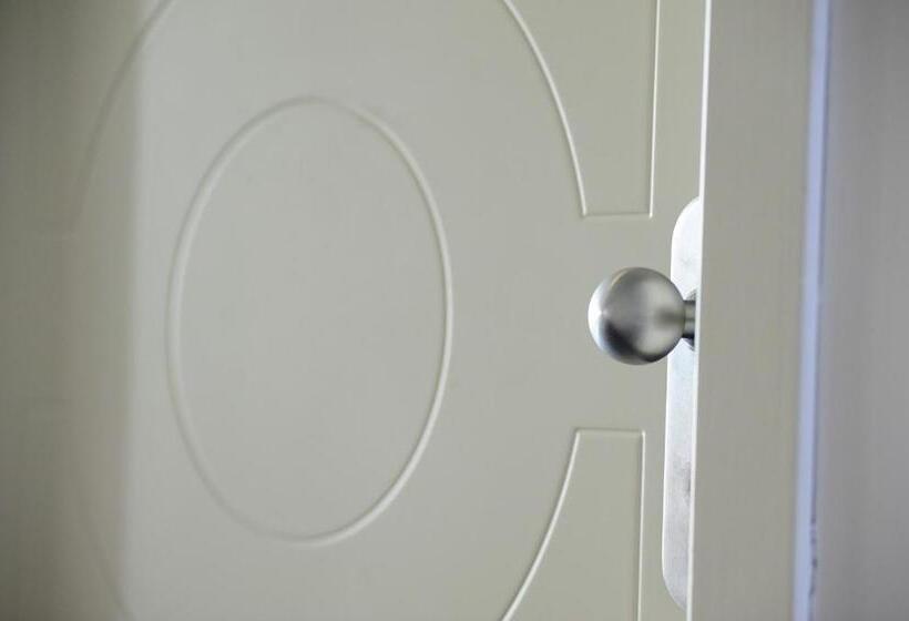 غرفة قياسية, Cristallo