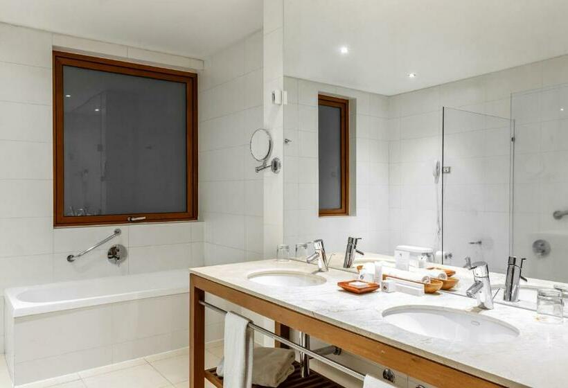 Полулюкс, Enjoy Puerto Varas