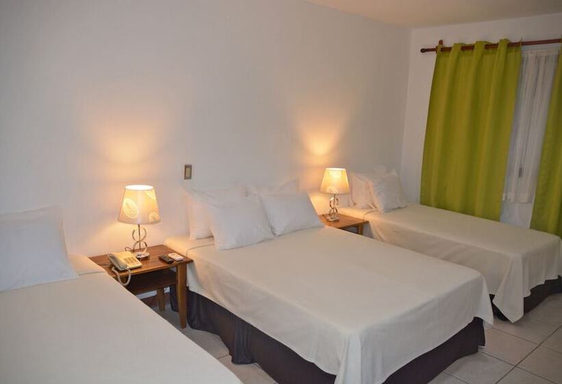 اتاق استاندارد سه نفره, Europeo