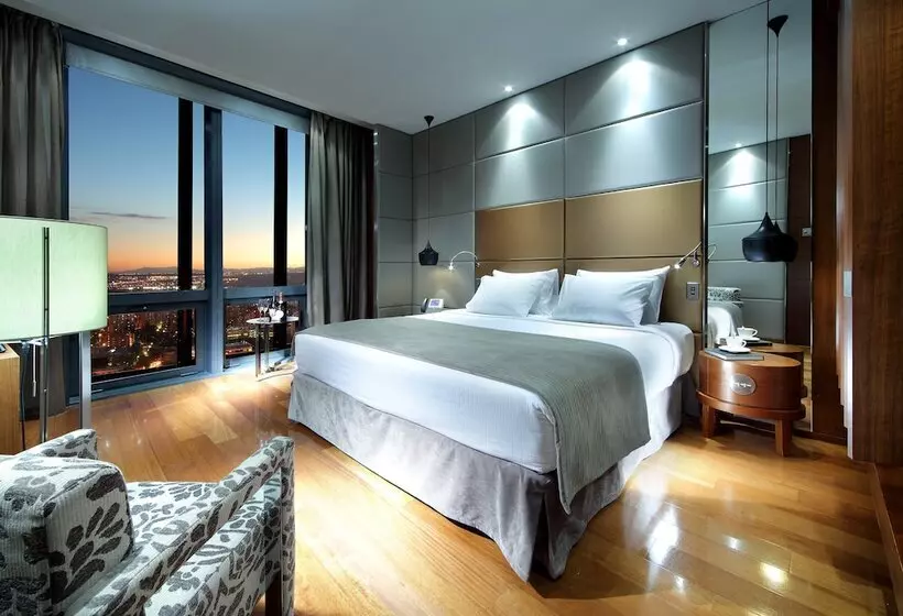 اتاق استاندارد با چشمانداز, Eurostars Madrid Tower