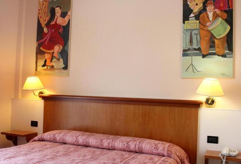 חדר סטנדרט, Excelsior