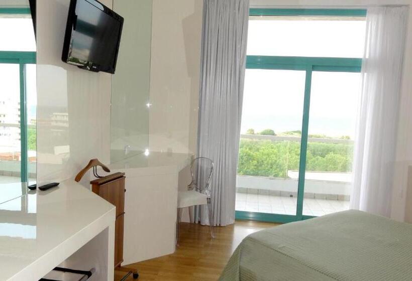 חדר סטנדרט, Excelsior