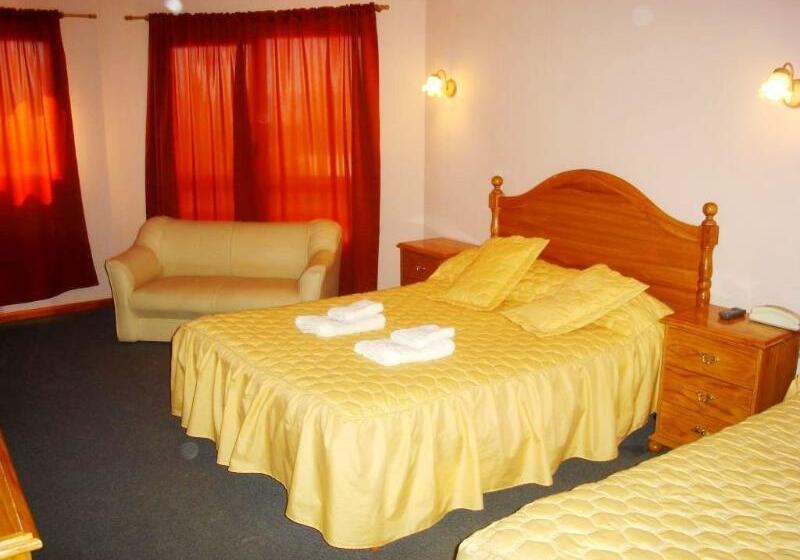 חדר סטנדרט לשלושה, Kelta