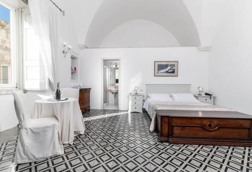 חדר דלוקס, La Terra