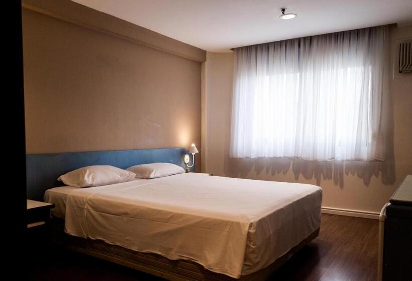 Номер Стандарт, Master Express Alberto Bins 200 Metros Do Hospital Santa Casa