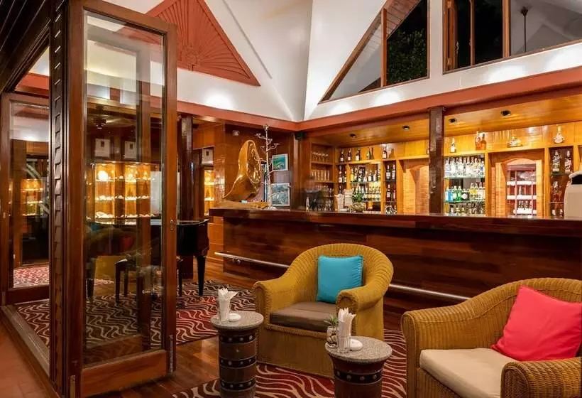 سوئیت رویال, Mom Tri S Villa Royale   Sha Plus