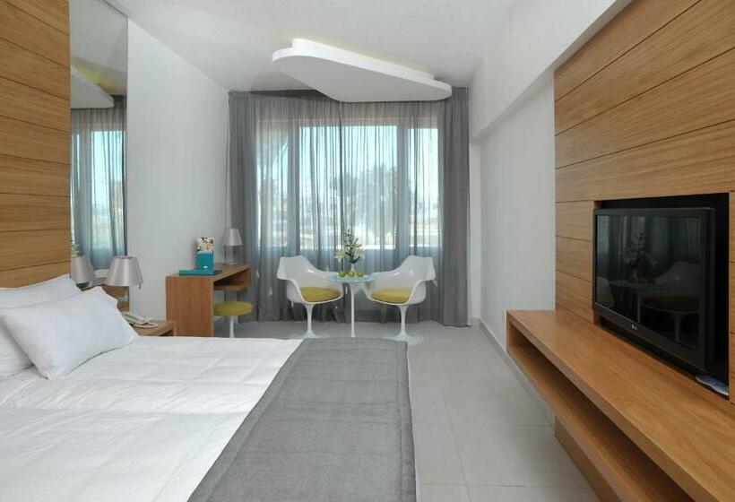 수피리어 룸 풀장 전망, Napa Plaza