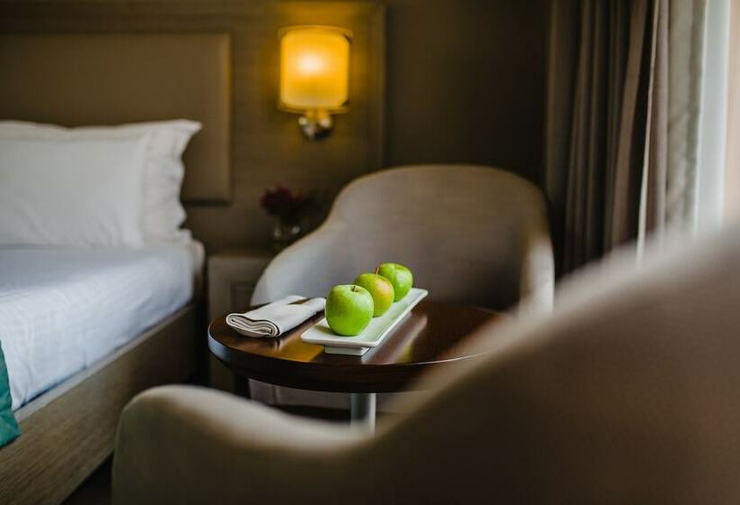 수피리어 룸 풀장 전망, Napa Plaza