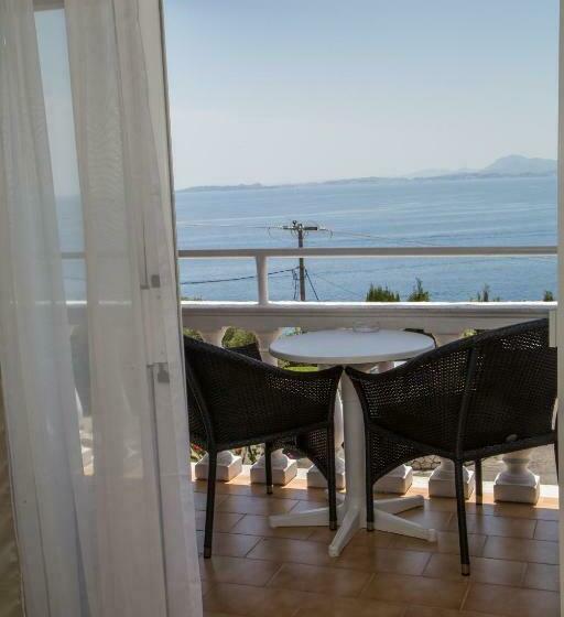 Triple Room Sea View, Pantokrator