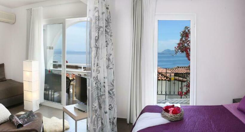 Трехместный Superior Вид на Море, Pantokrator