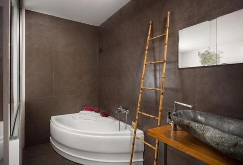 2 Bedroom Superior Suite Sea View, Pantokrator