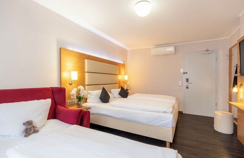 Трехместный Номер Комфорт, Plaza Inn Braunschweig City Süd