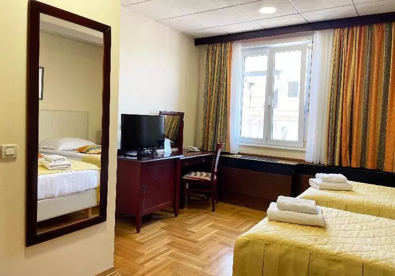Habitación Estándar, Palazzo President