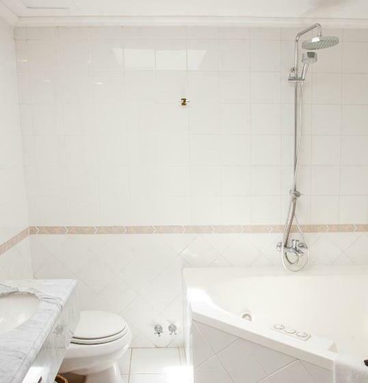 套房, Santa Cruz Plaza