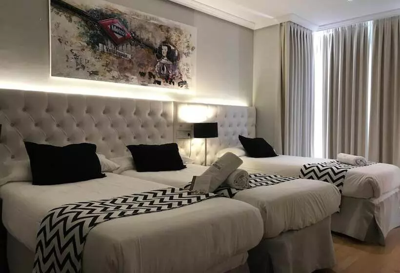 اتاق استاندارد سه نفره, Suites Feria De Madrid