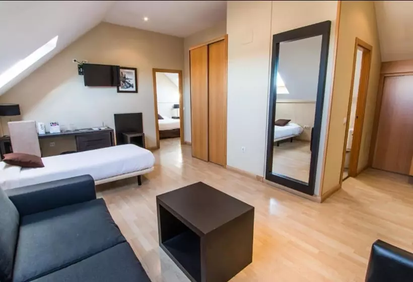 سوییت خانوادگی, Suites Feria De Madrid
