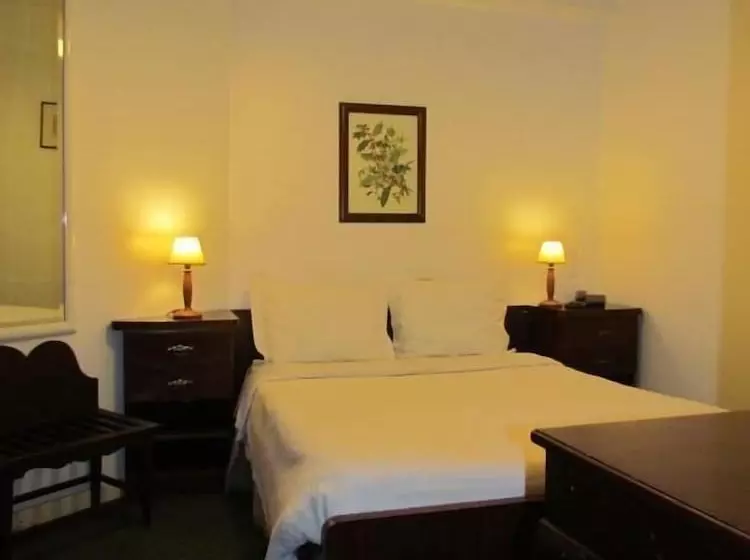 اتاق اکونومی, Vera Cruz Porto Downtown