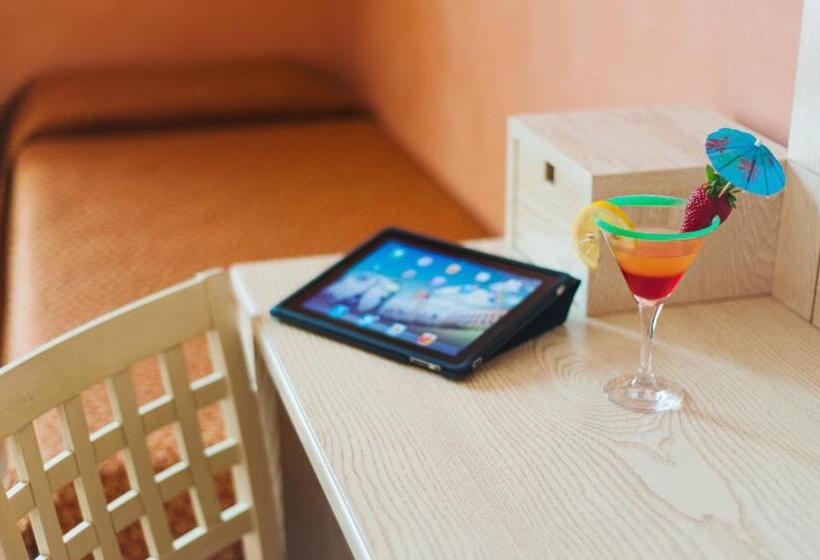 סוויטה, Villa Zina Family Resort