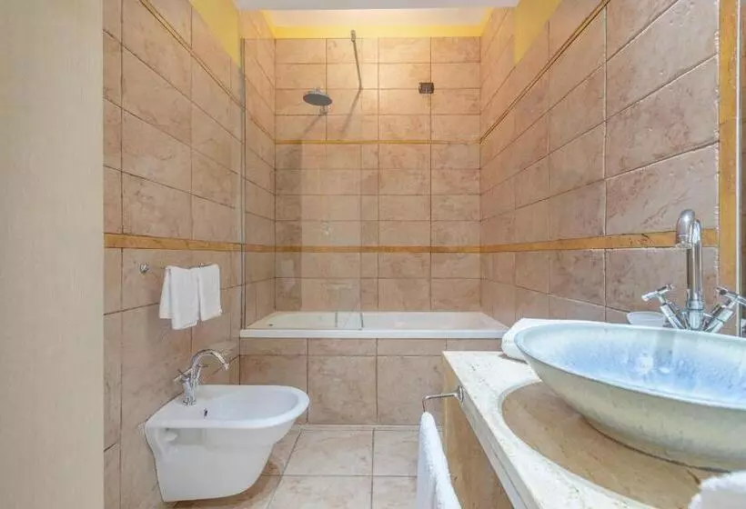 اتاق استاندارد با چشمانداز استخر, Villa Zina Family Resort