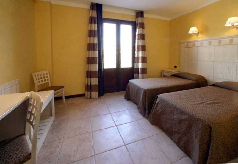 חדר סטנדרט לשלושה, Villa Zina Family Resort