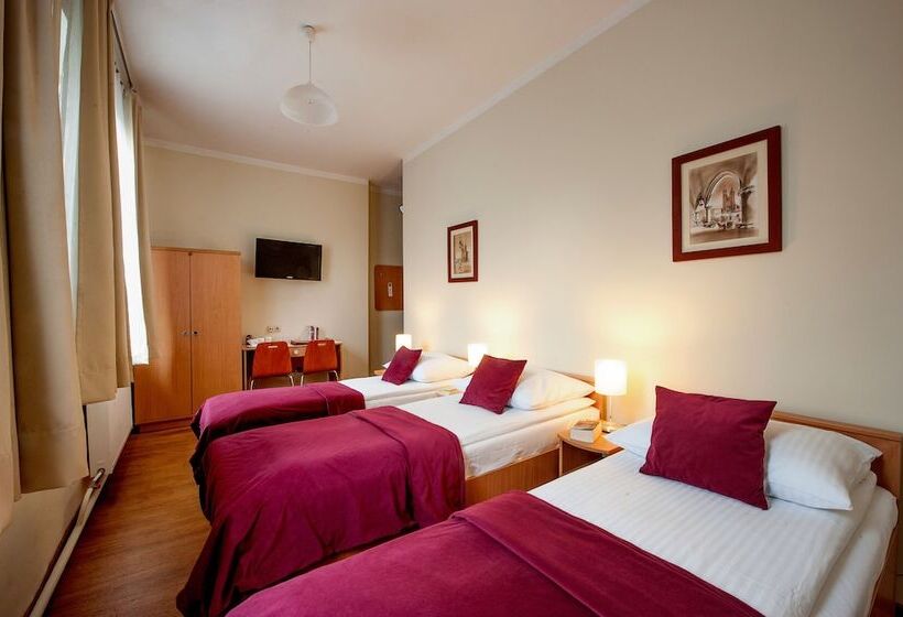 Номер Стандарт Трехместный, Mały Kraków Apart