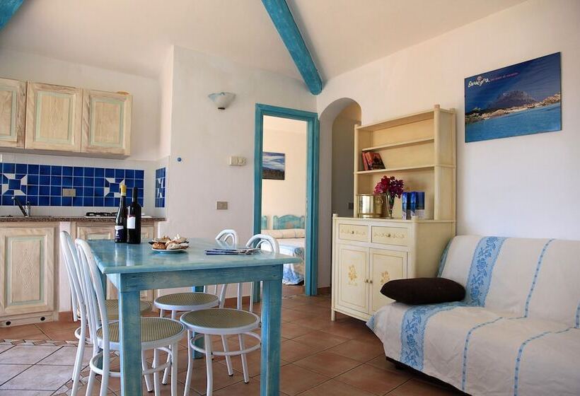 וילת 2 חדרי שינה נוף לים, Residence Hotel Lu Nibareddu