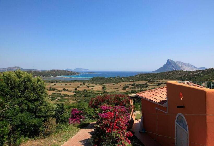 וילת 2 חדרי שינה נוף לים, Residence Hotel Lu Nibareddu