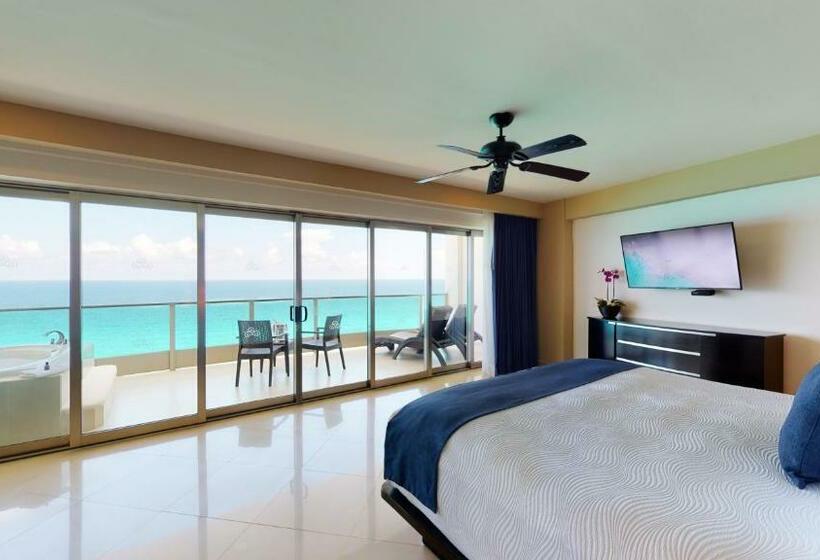 스위트 킹사이즈 침대, Seadust Cancun Family Resort  All Inclusive