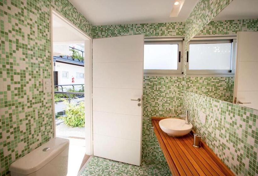 إستوديو قياسى, Alma De Agua Resort