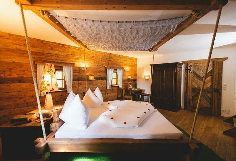 חדר דלוקס, Roanwirt