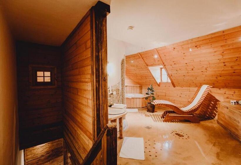 חדר דלוקס, Roanwirt