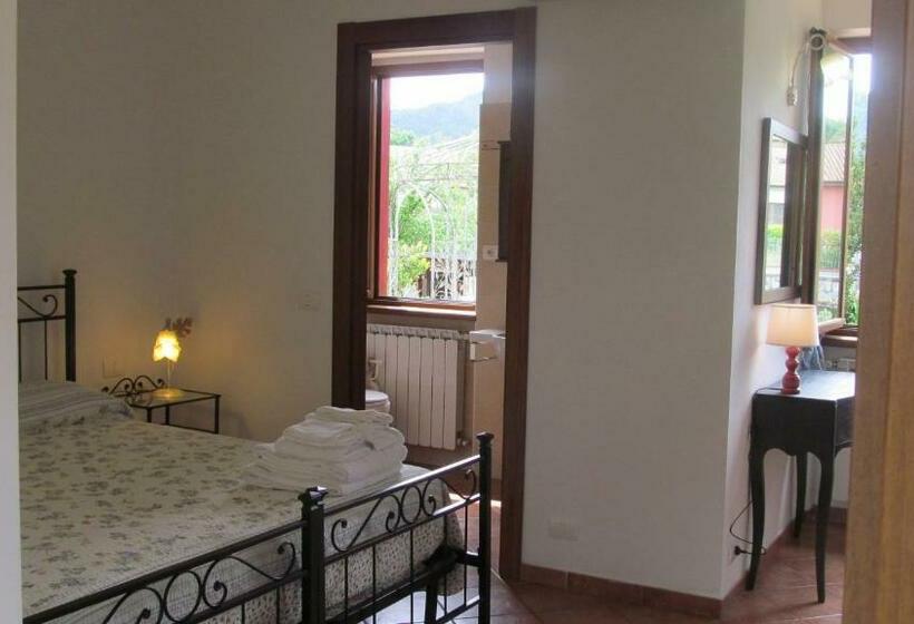 スタンダードルーム, Il Vecchio Noce