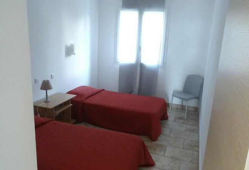 1階の1ベッドルームアパートメント, Résidence Pascal Paoli