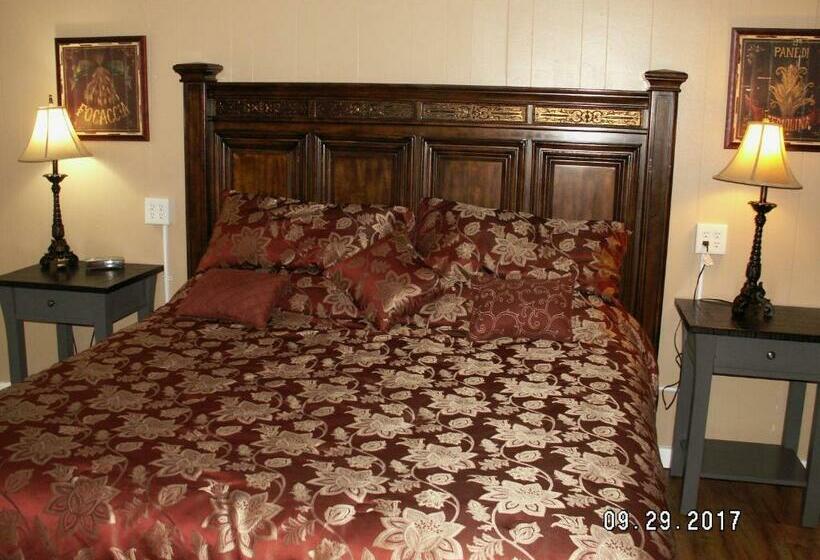 Стандартный Номер Кровать Кинг, The Charin Inn