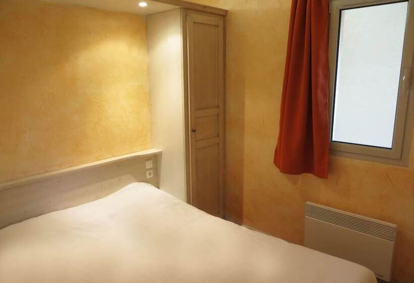 Студия Superior, Appart Hotel Victoria Garden La Ciotat