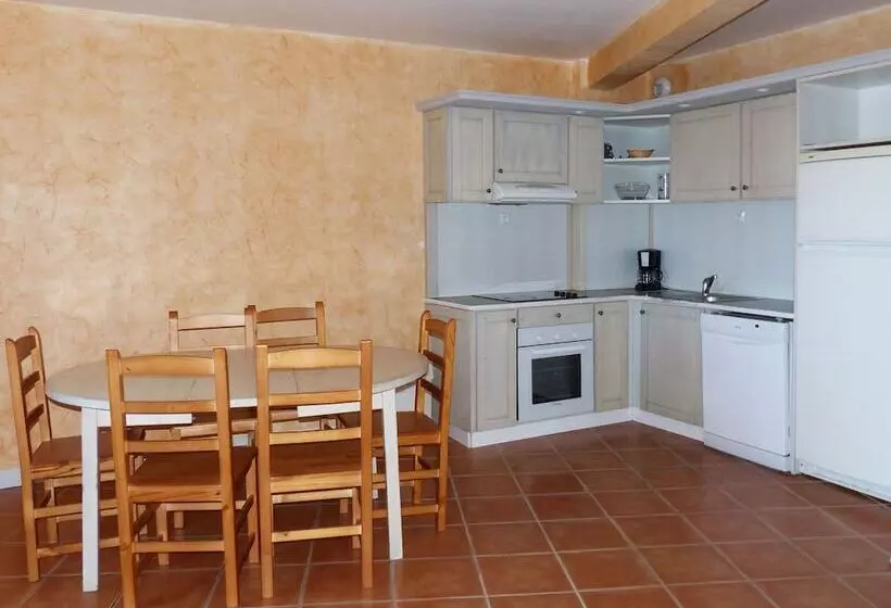 آپارتمان 2 خوابه, Appart Hotel Victoria Garden La Ciotat