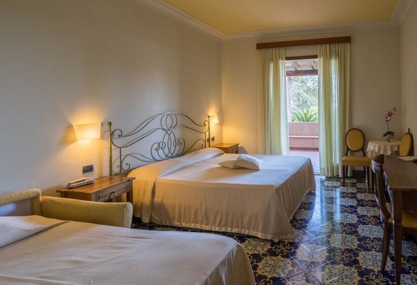 Номер Стандарт Трехместный, Aktea