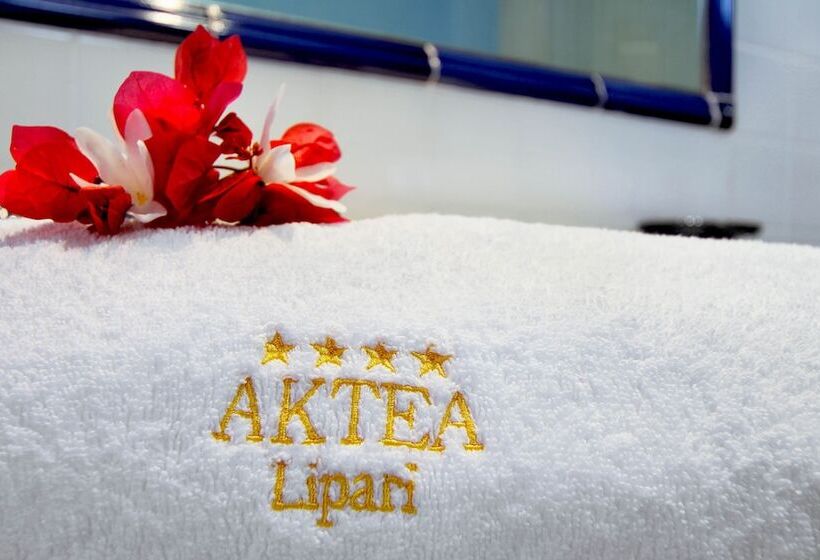 Номер Стандарт Вид на Море, Aktea