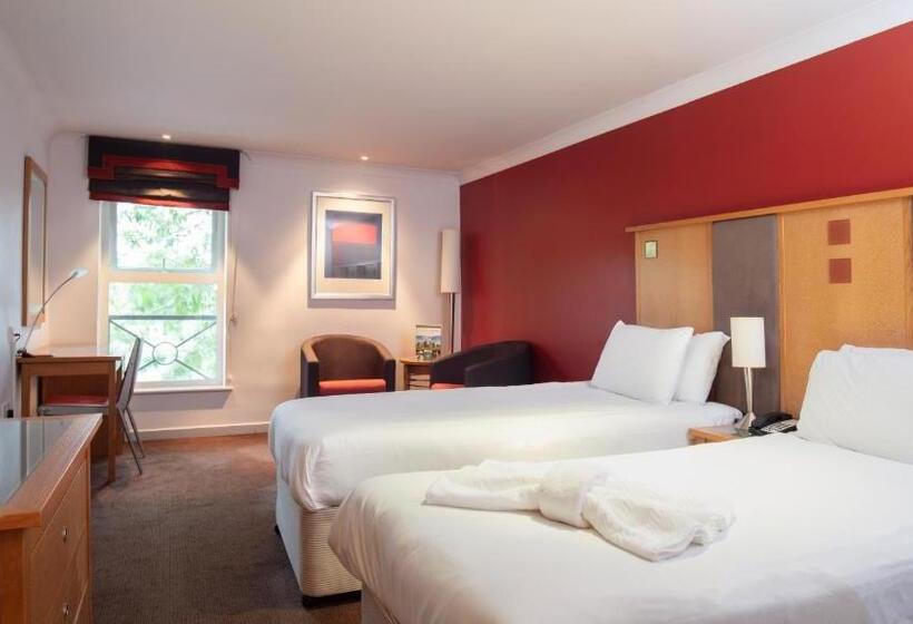 スタンダードルーム, Alexandra House