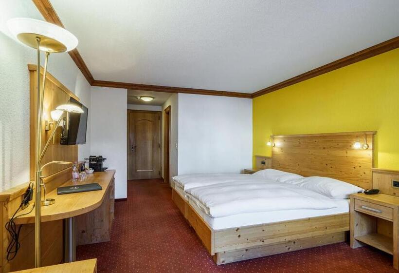 带观景的豪华间, Alpenroyal