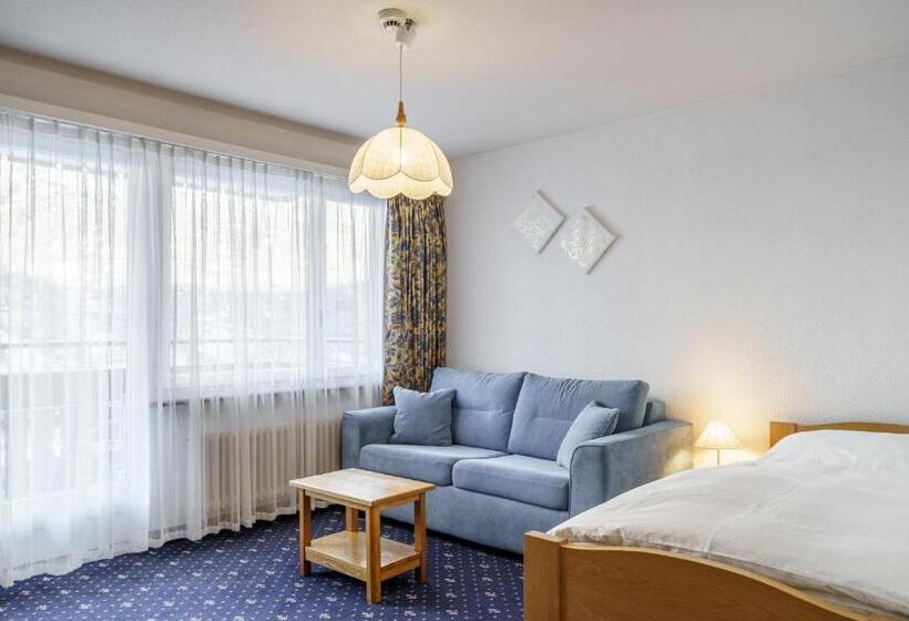 家庭间, Alpenroyal