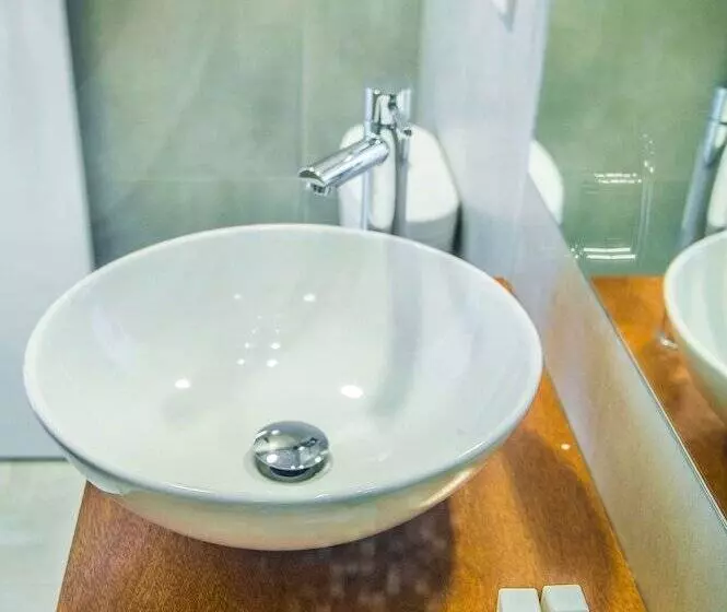 استودیوی استاندارد, Alva Hotel Apartments