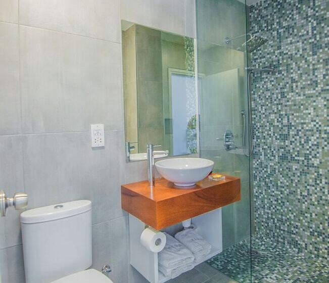 スタンダードスタジオ, Alva Hotel Apartments