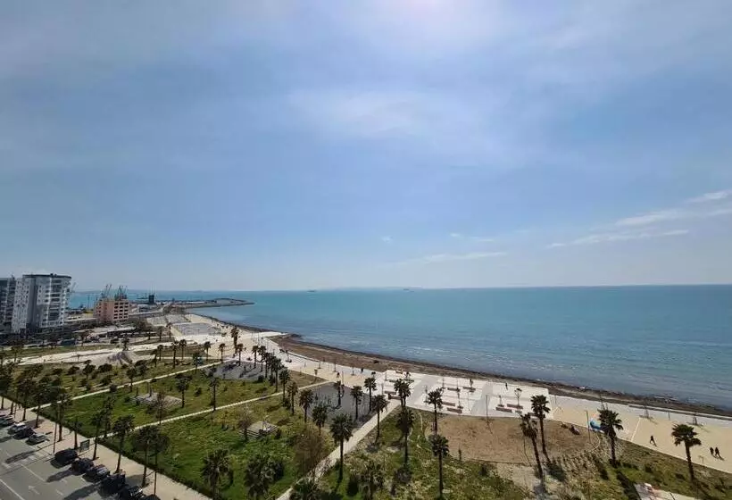 اتاق استاندارد با چشم‌انداز دریا, Arvi