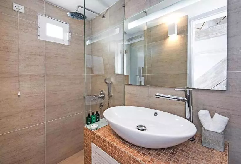 Master-sviitti näköalalla, Athina Luxury Suites