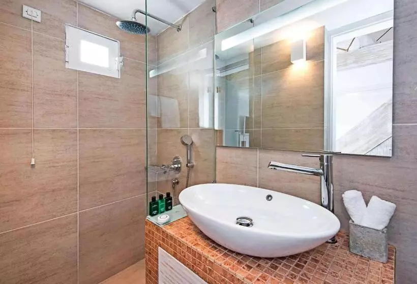 Master-sviitti näköalalla, Athina Luxury Suites