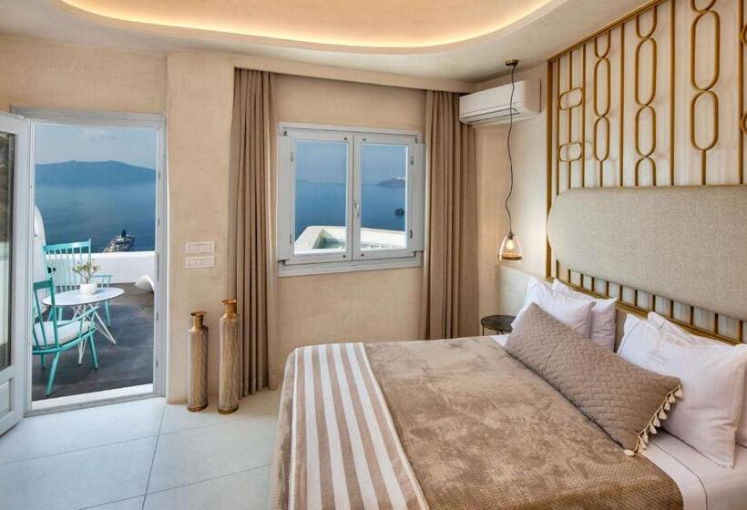 Superior suite with view, Athina Luxury Suites