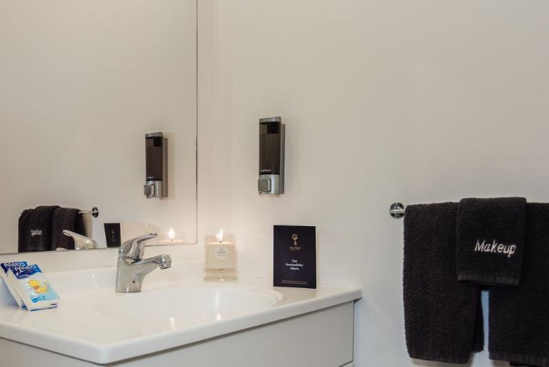 דירת חדר, Gilmer Apartment